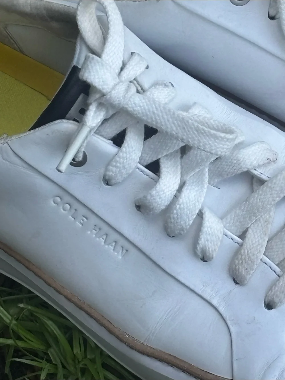 Cole Haan White Leather Men’s Sneakers with Black Collar